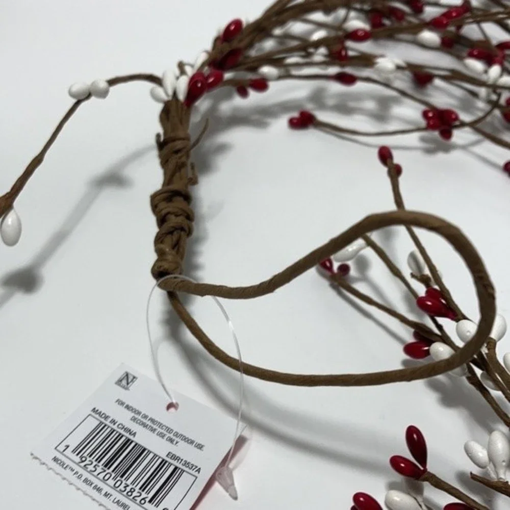 5) Floral Crafts Winter Berry Rope Twig Pliable Decorations 4 Feet